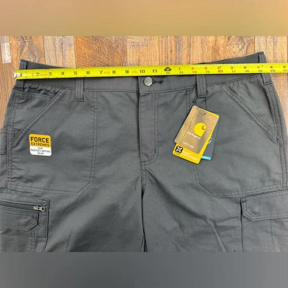 Carhartt Women’s Original Fit Cargo Work Shorts with Utility Pockets, Size 18 - Picture 5 of 13